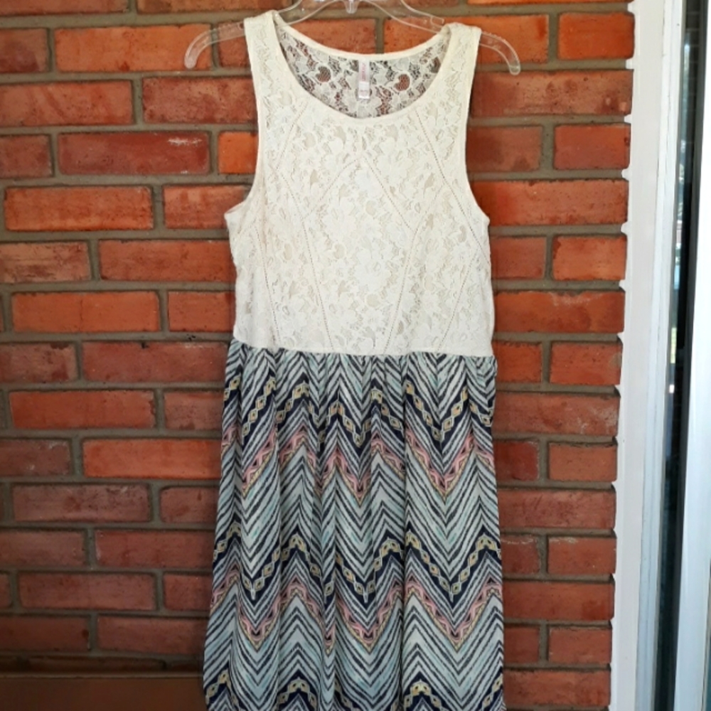 Xhilaration lace top sleeveless dress